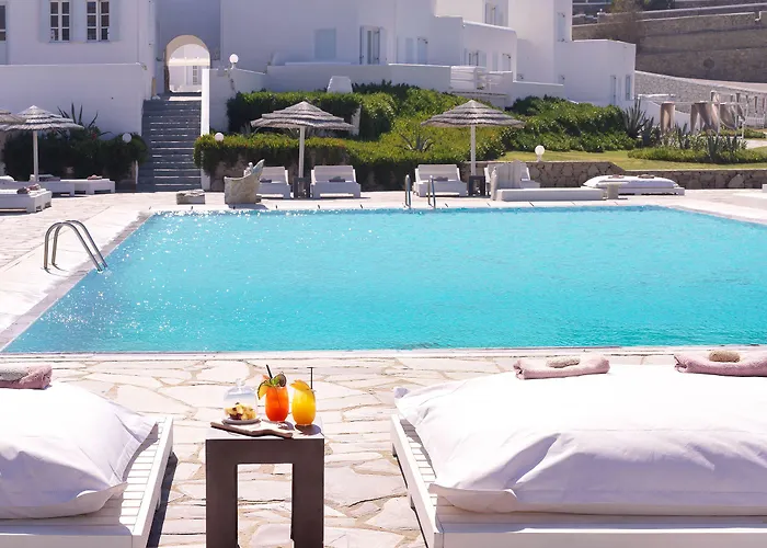 Mykonos Bay & מלון 4*