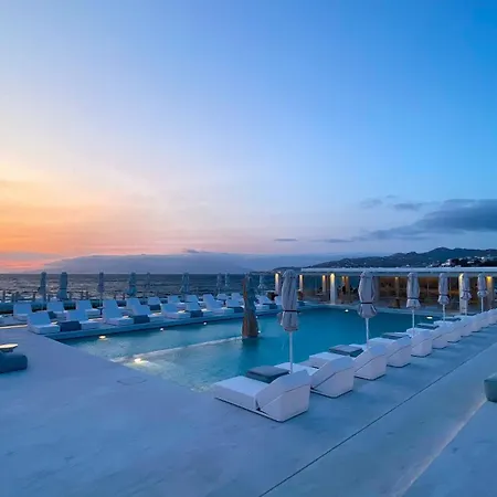 Mykonos Bay & מלון