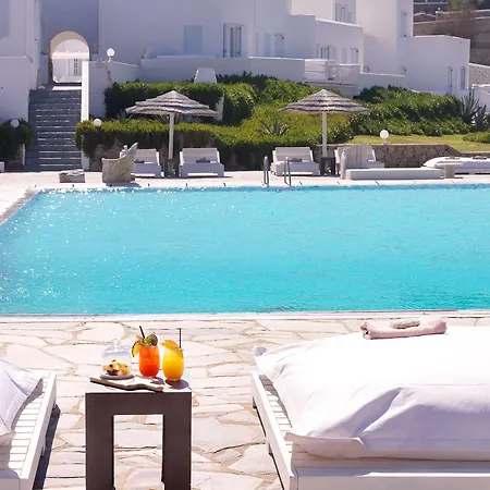 Mykonos Bay & Hotell 4*