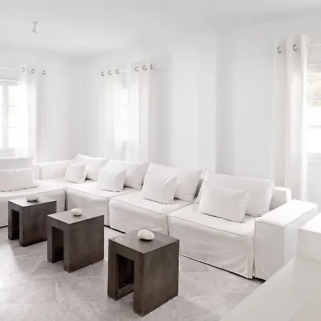 מלון Mykonos Bay & 4*