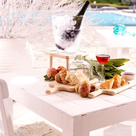 Mykonos Bay & Otel 4*