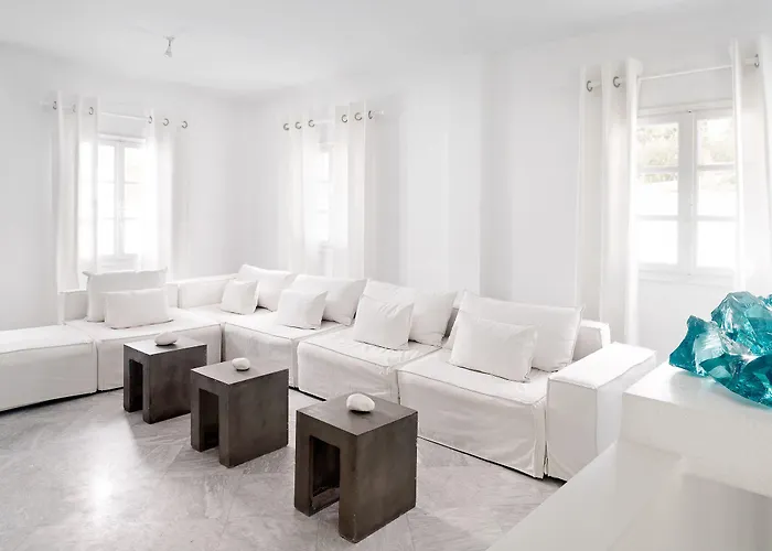 호텔 Mykonos Bay & 4*